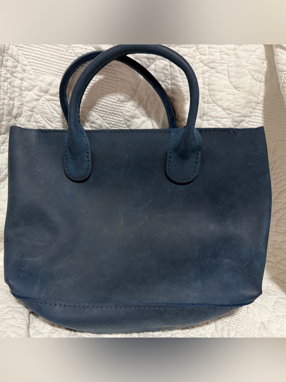 Portland Leather Co Raindrop in Navy - Picture 4 of 7